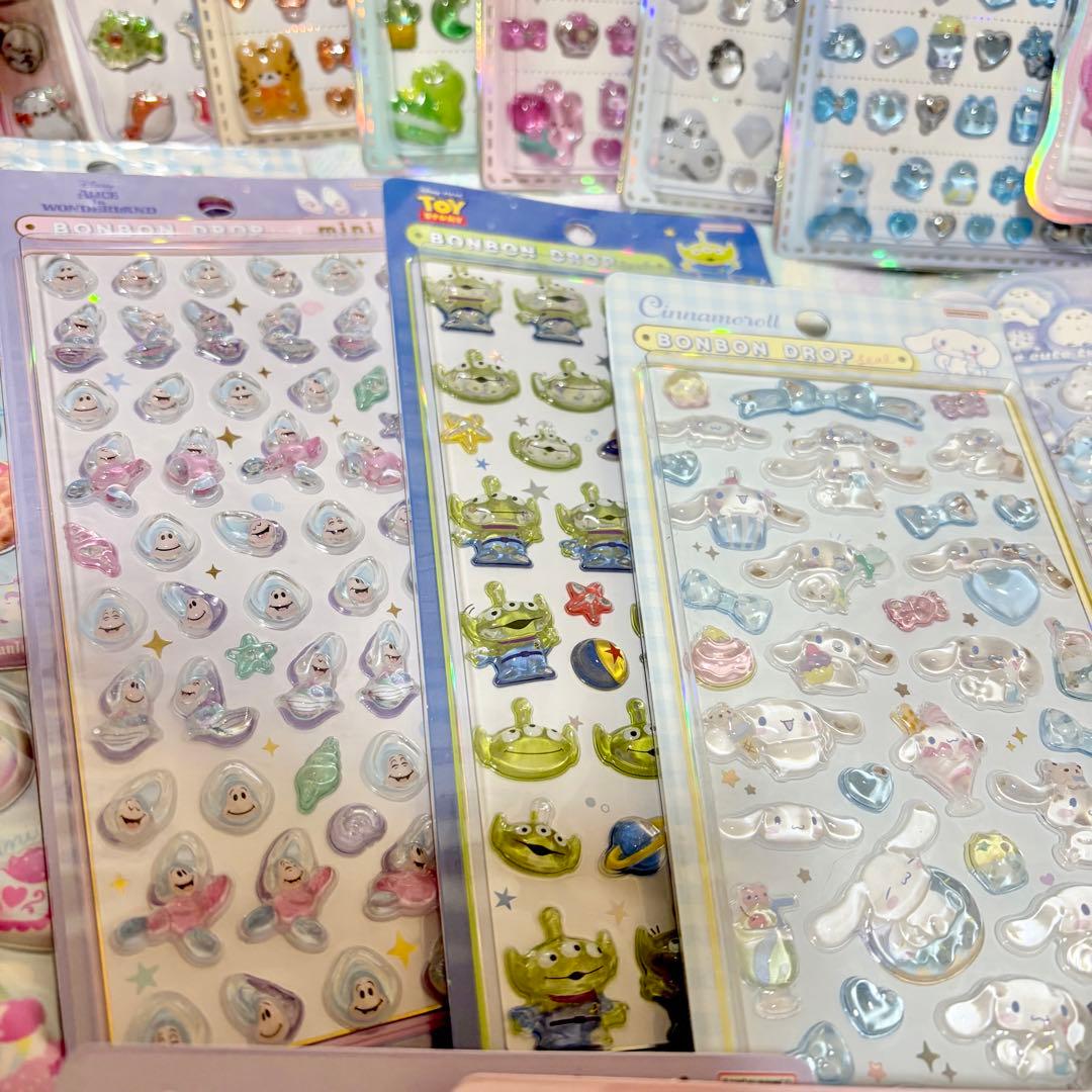 ボンボンドロップシール シール　うるちゅる　タイルシール　サンリオ ディズニー