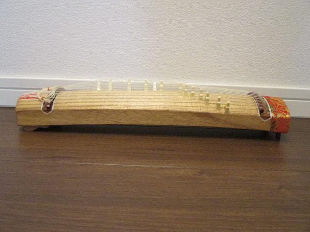 美品　 希少　逸品　ミニ琴　お琴　琴　13弦　和楽器 　弦楽器　箏　短琴　琴柱