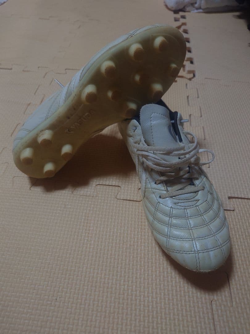 ヤスダ リガレスタpro ホワイト スパイク 24.5