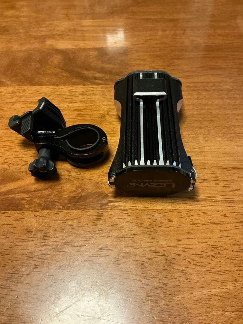 LEZYNE MEGA DRIVE レザイン メガドライブ 1400ルーメン