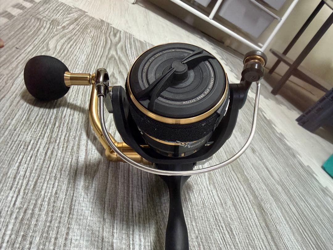 DAIWA BG SW 8000-H スピニングリール