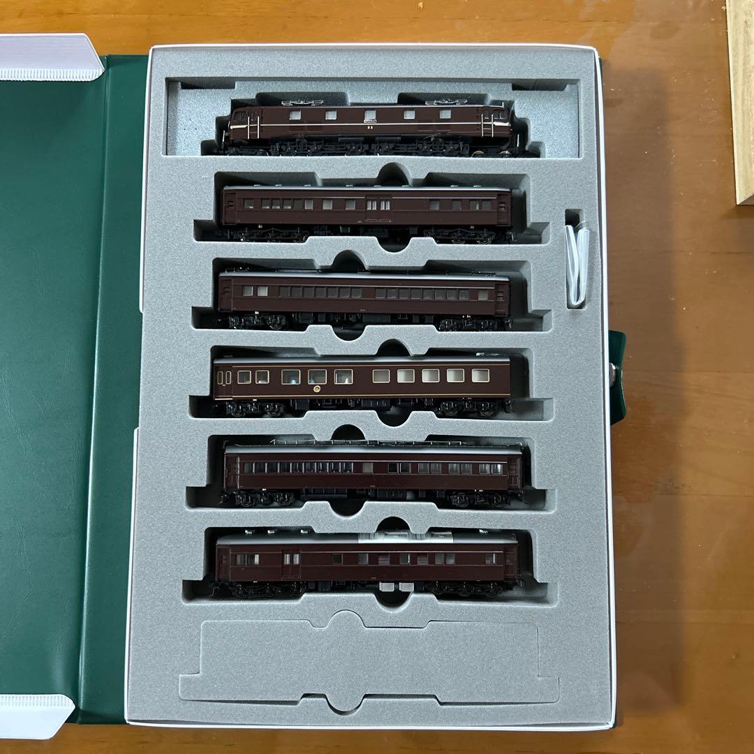 KATO 10-418 お召し列車一号編成＋ＥＦ５８お召し機