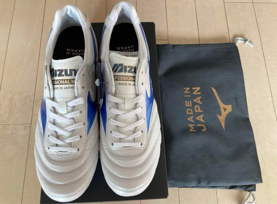 レア　新品　未使用　モレリア2ジャパン　サイズ26