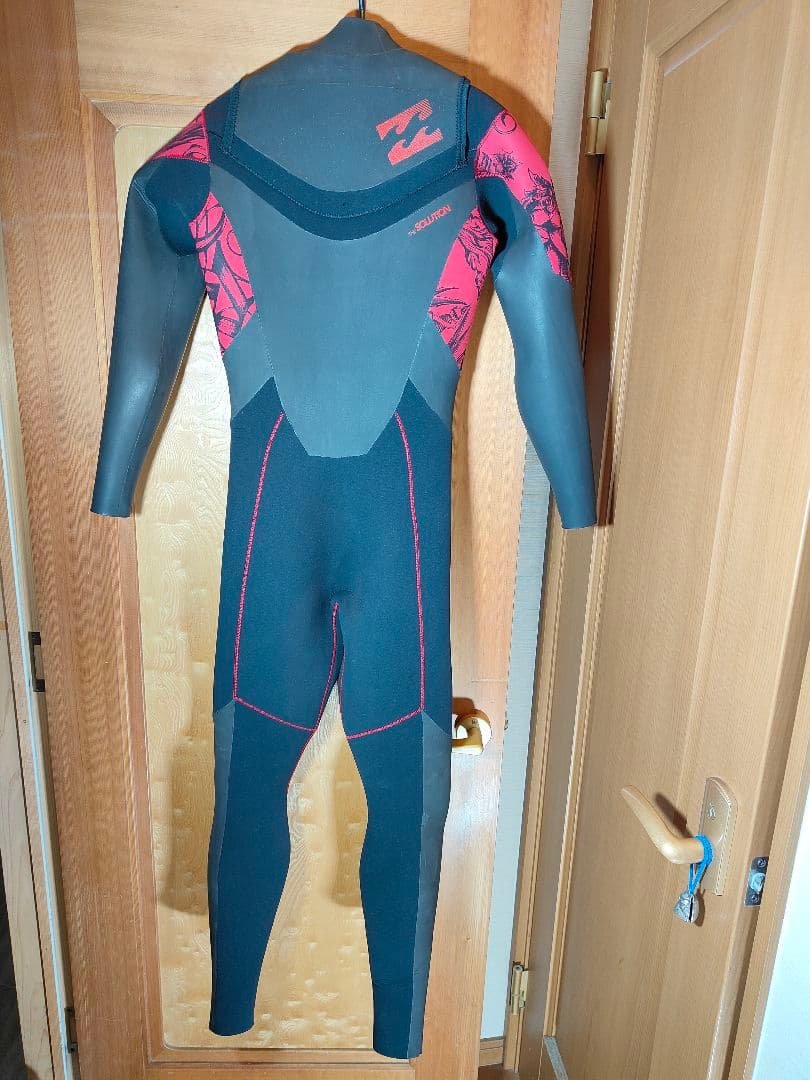 aquamarine　　　　　　　　　　　　　【極美品】BILLABONG