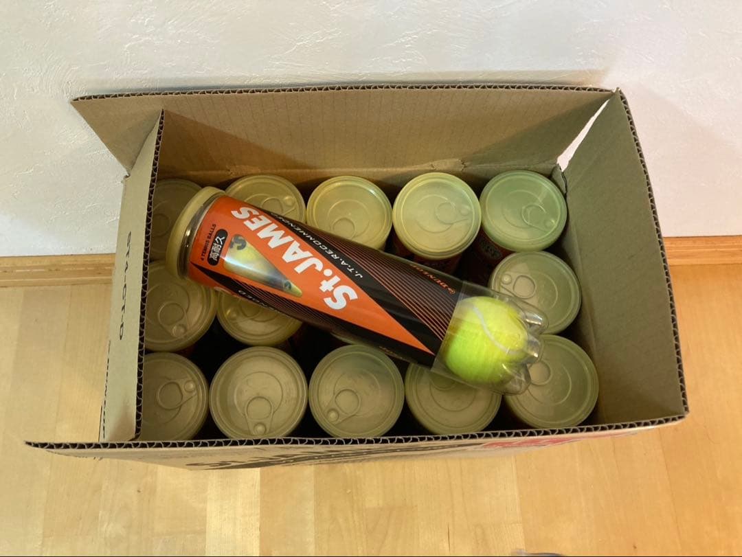 新品未使用品　硬式テニスボール　 St.JAMES 4個入り缶X15缶