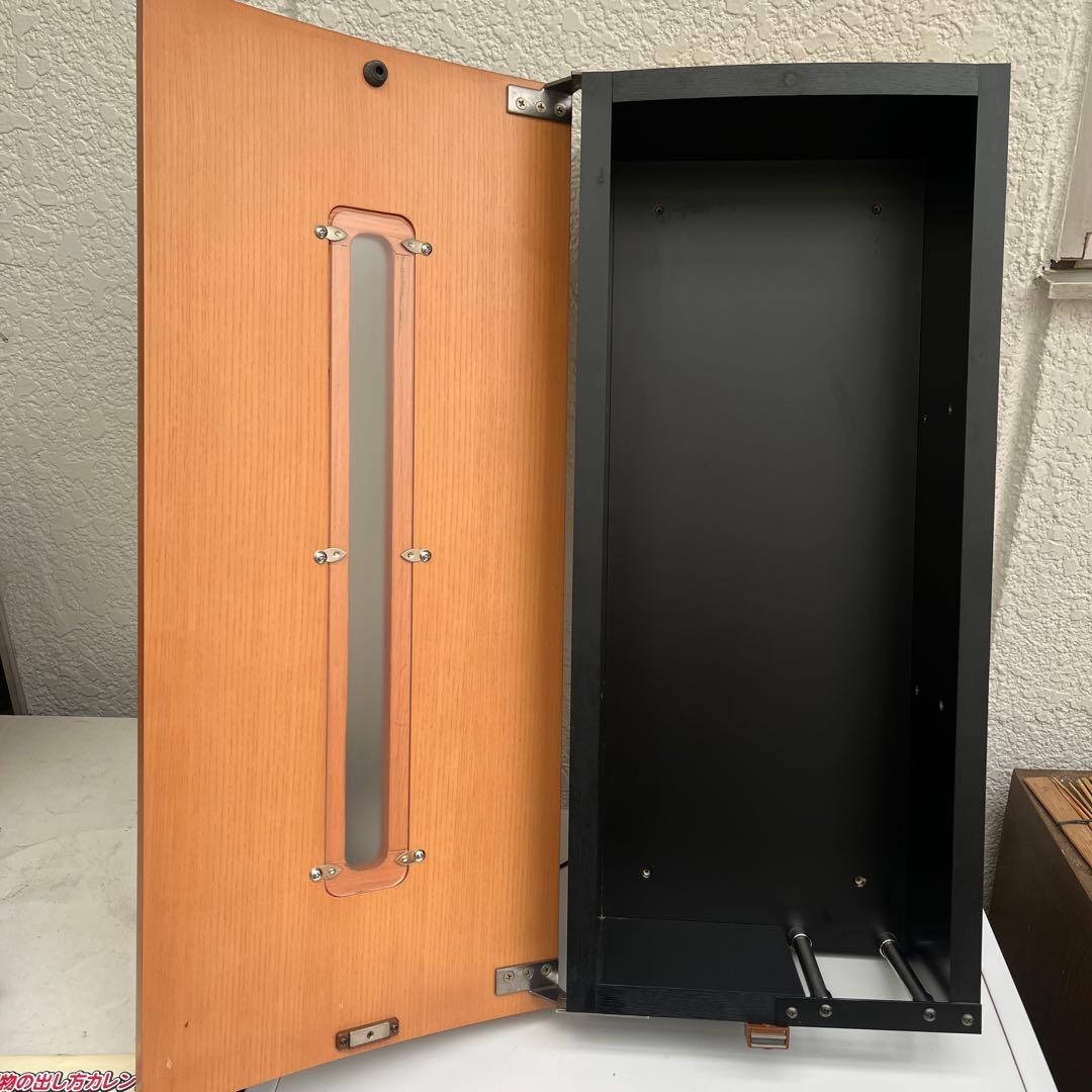 タカラベルモント　タオルキャビネット