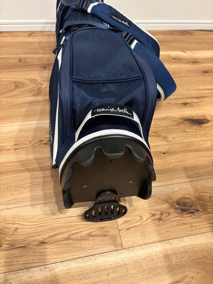 Travis Mathew トラビスマシュー　キャディバック