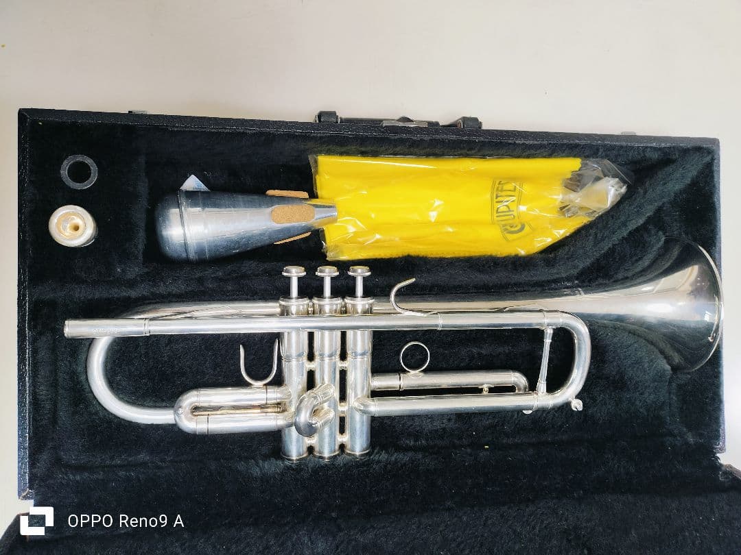 シルバー トランペット ハードケース付き