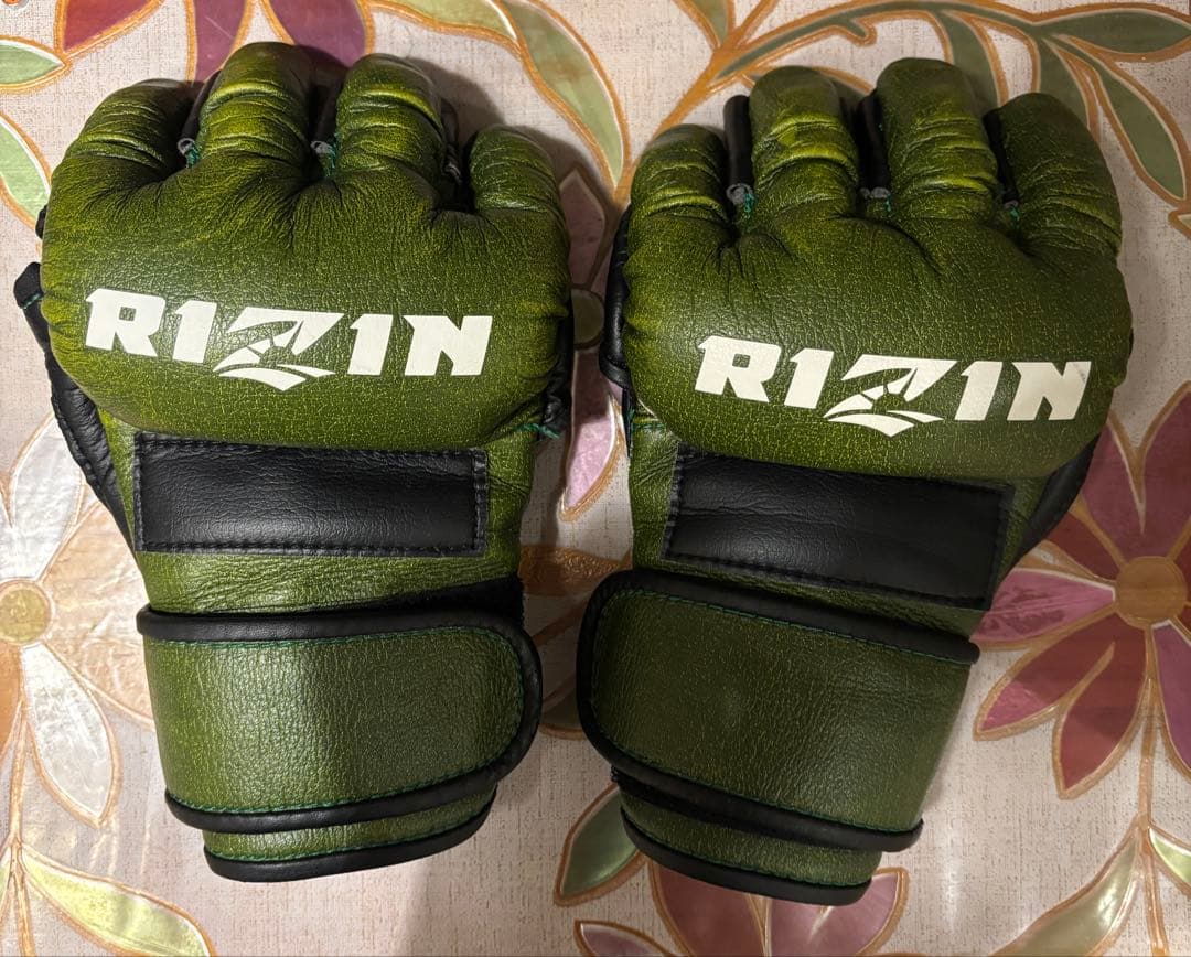 RIZIN グローブ