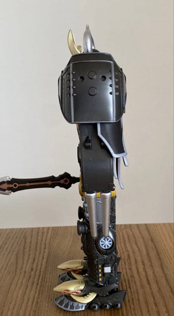 プレミアムバンダイ限定品 烈車戦隊トッキュウジャーシュバルツ専用クライナーロボ