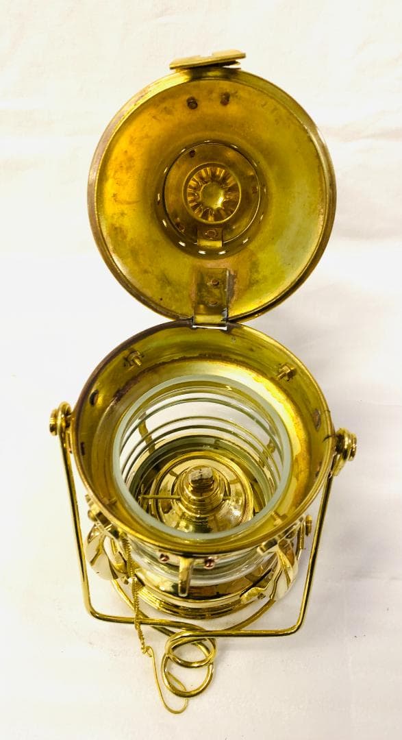 真鍮製　セーラーズ・オイルランタン 展示使用品