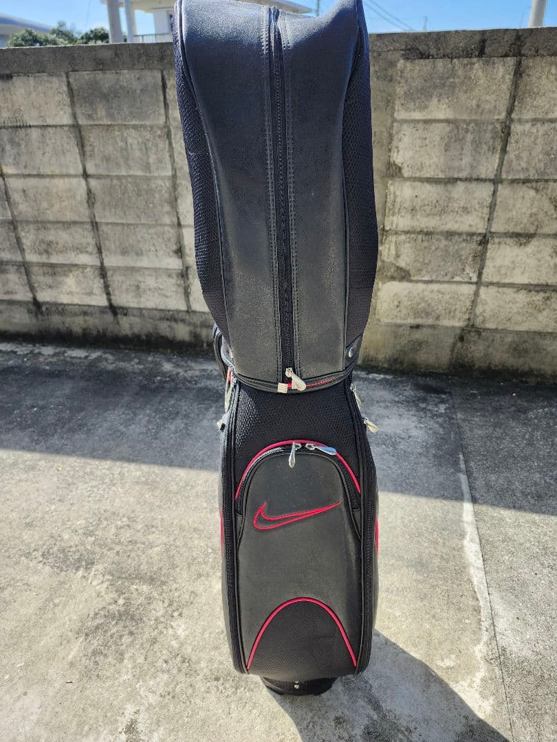 Nikeキャディバッグ 黒/ピンク