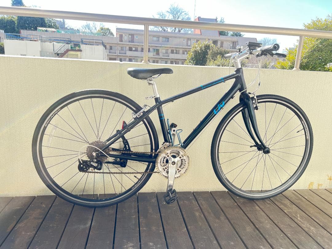 GIANT LIV ESCAPE XSクロスバイク　外装２４段変速　引き取専用