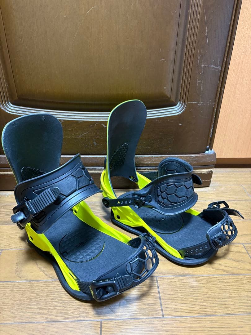 UNION STRATA ユニオン　ストラータ　バインディング　Mサイズ