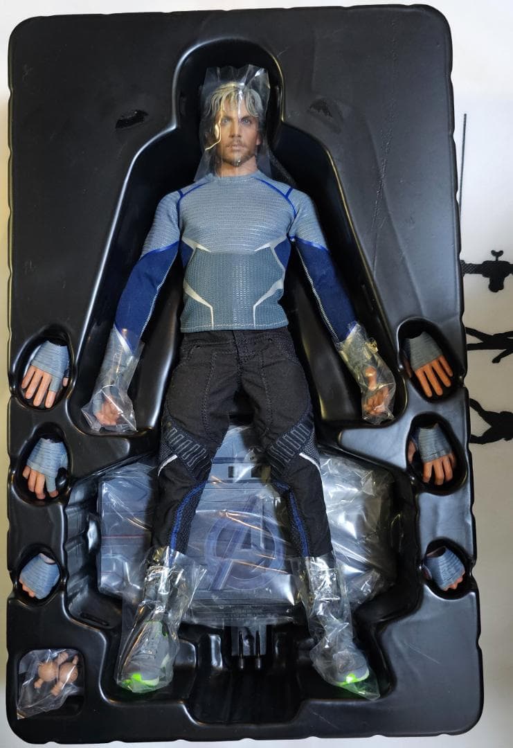 【極美品】　ホットトイズ　クイックシルバー