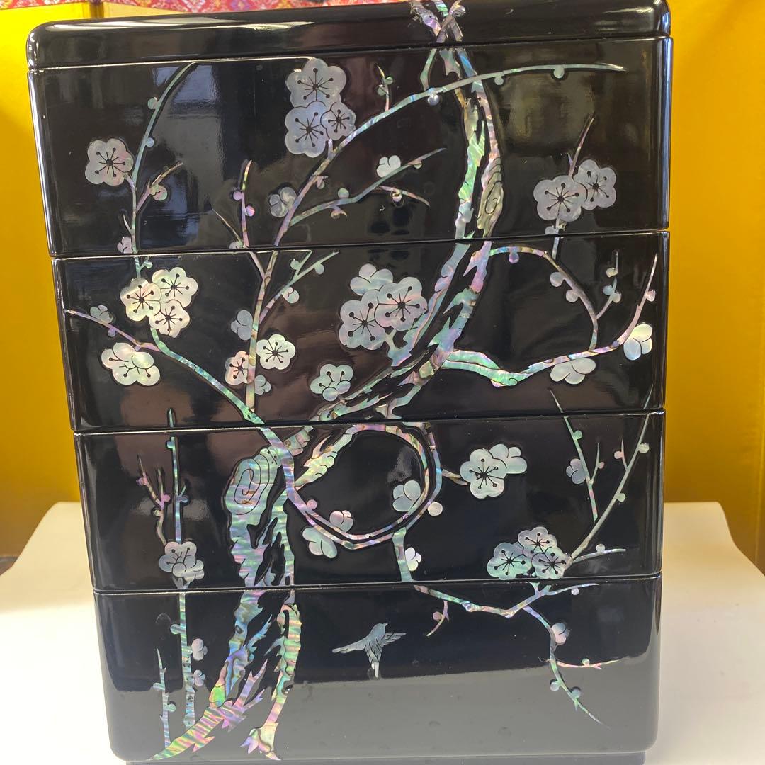 螺鈿細工，漆器 重箱 桜の象嵌