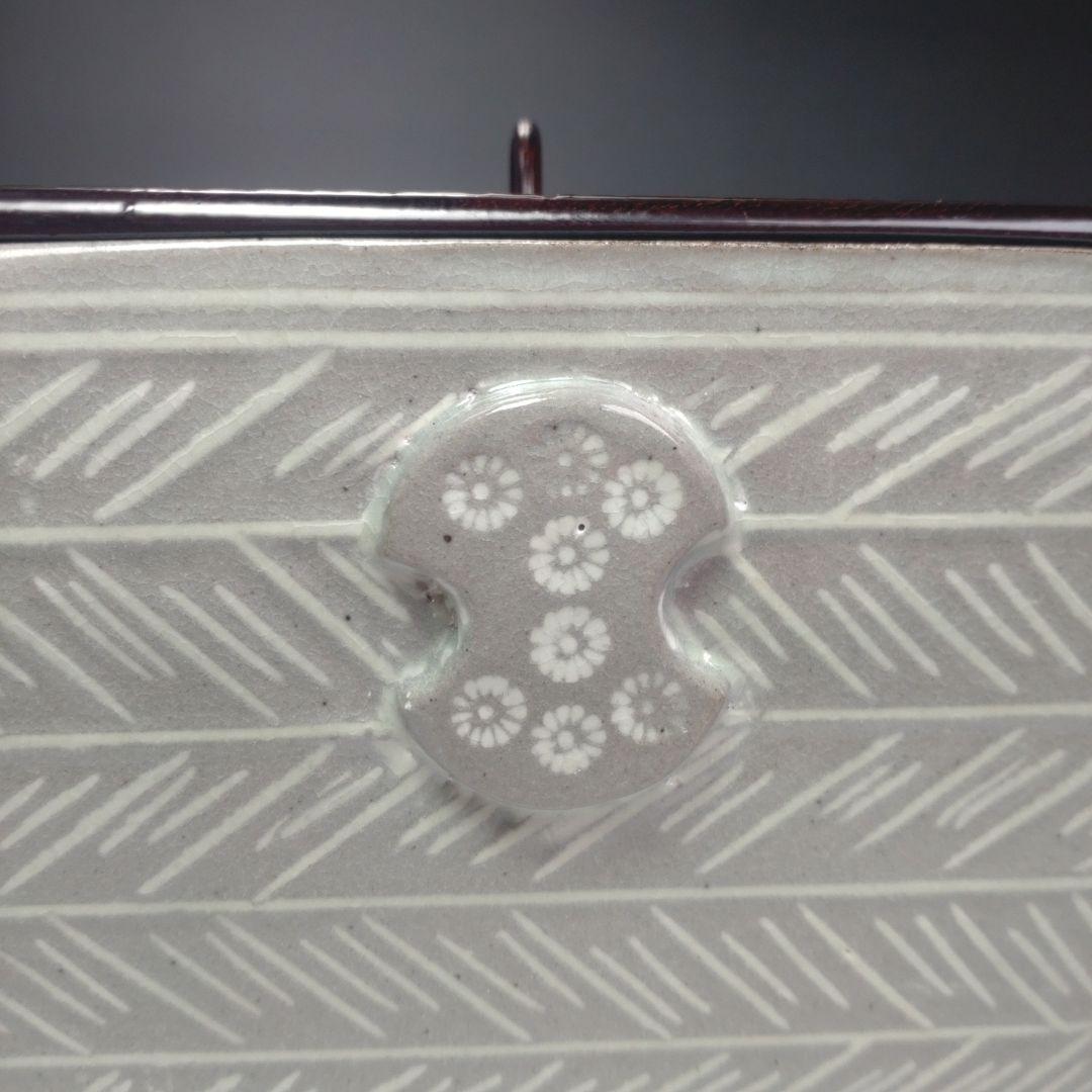 ィ113 水指『福森比路志作』『玄々斎好写三島四方角水指　共箱』茶道具