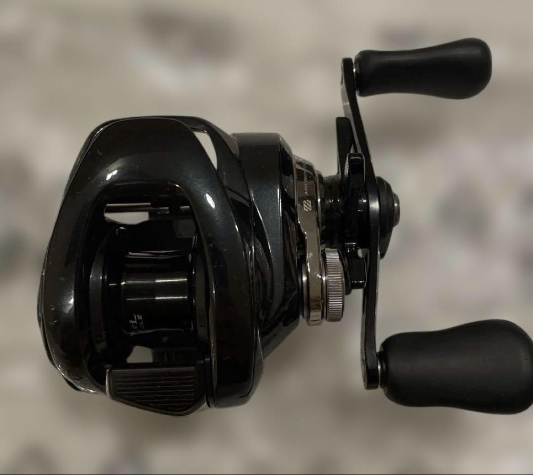 シマノ　24 メタニウムdc nium DC ベイトリール 70 HG