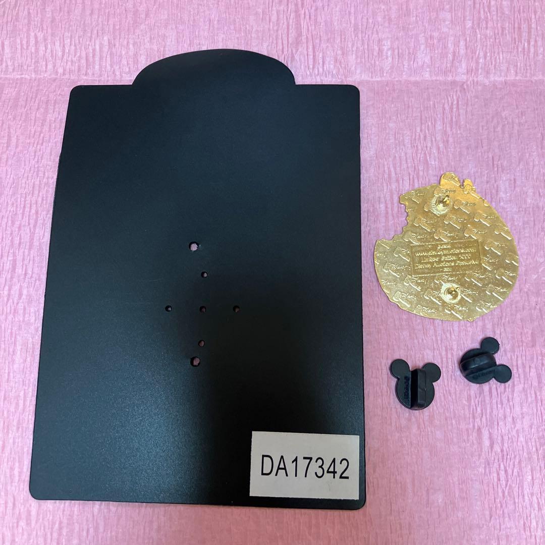 ディズニーオークション　スティッチ ピン　カウボーイ　ロデオ　リミテッド