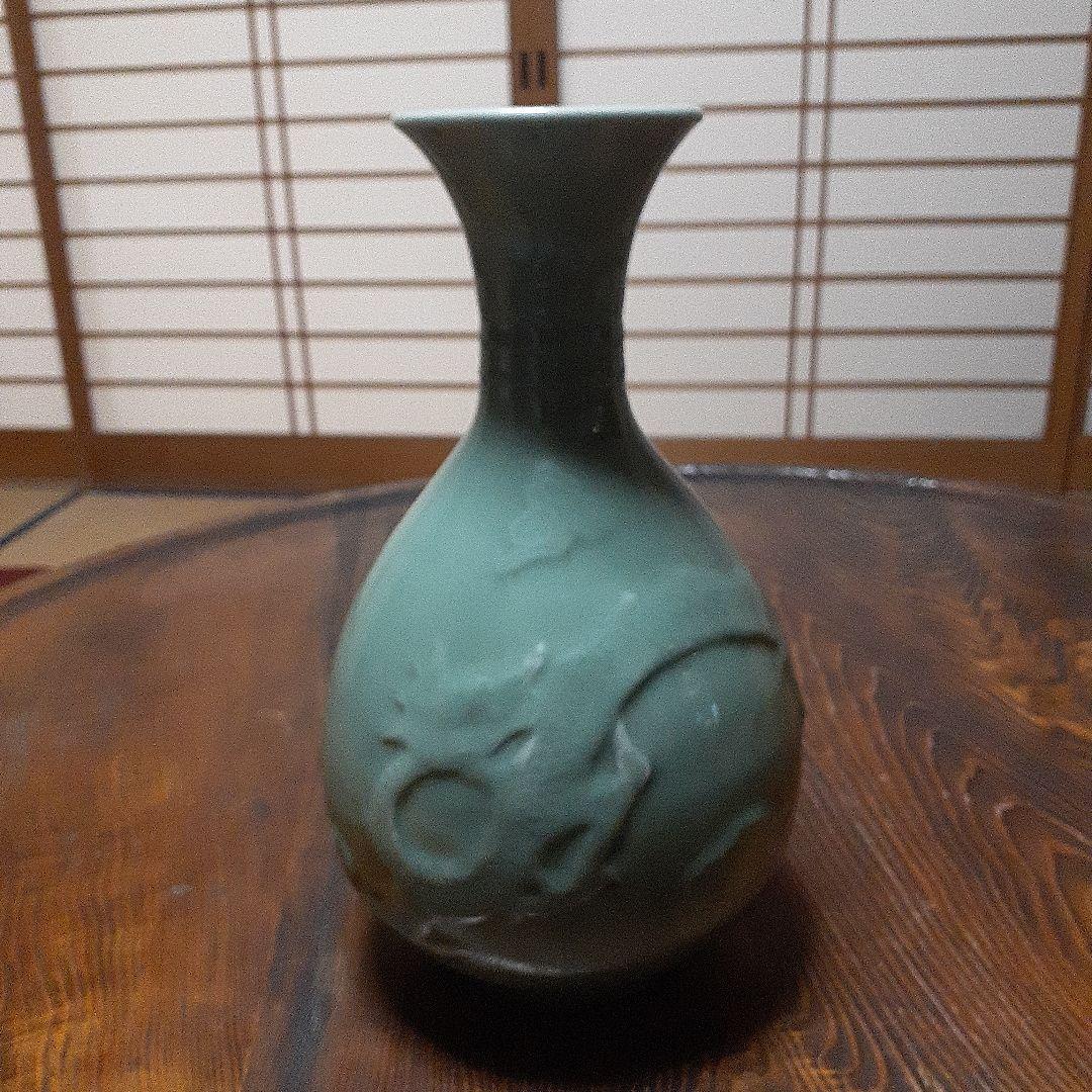 中国元時代龍泉窯浮彫雲龍図大花瓶