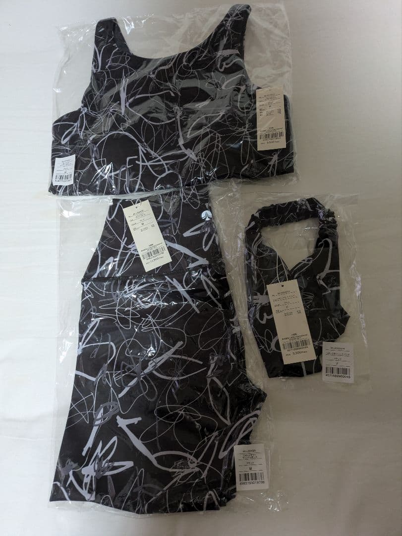 SUKALA　リボンフラワープリントブラトップレギンスヘアバンド3点セット　新品