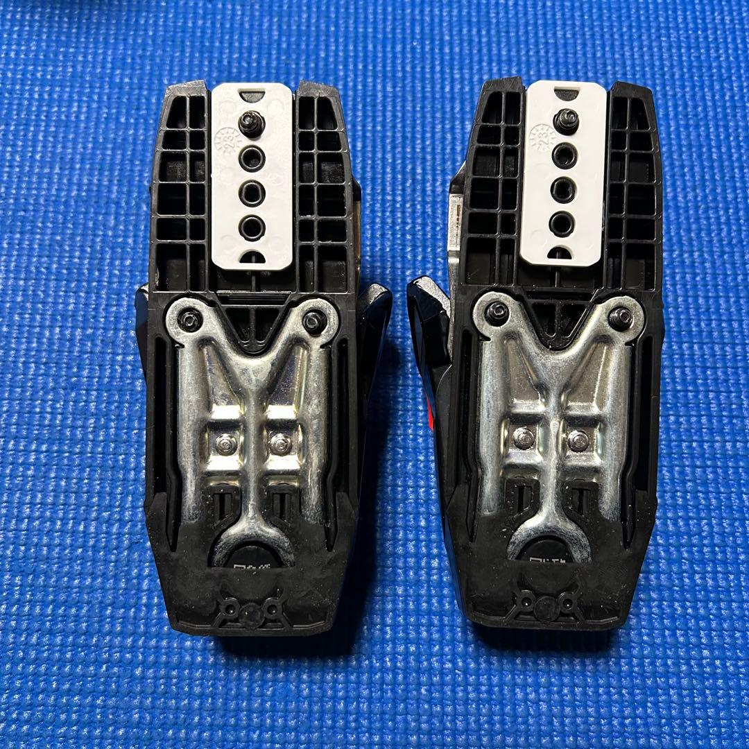 アトミック 特別選手用　Icon 24 新品　金具 ATOMIC