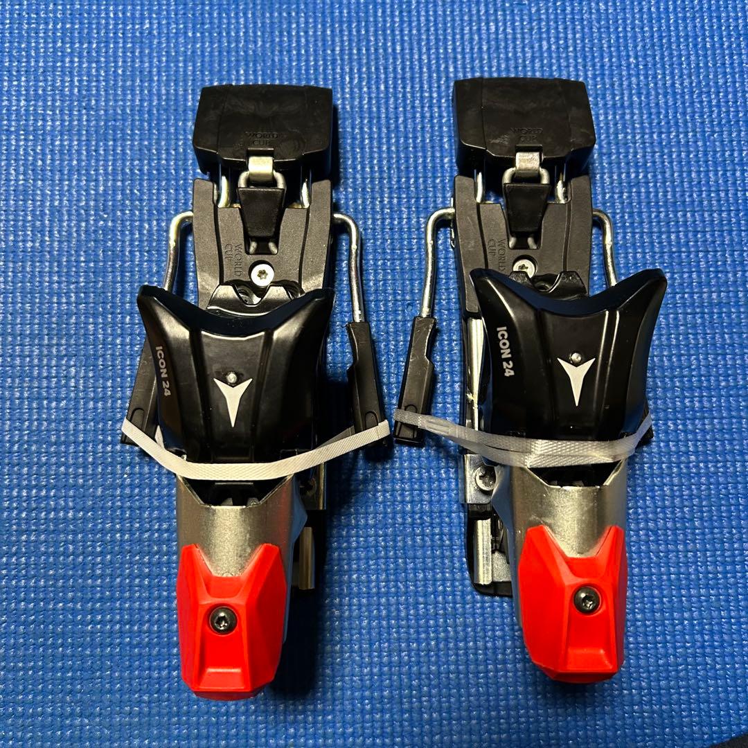 アトミック 特別選手用　Icon 24 新品　金具 ATOMIC