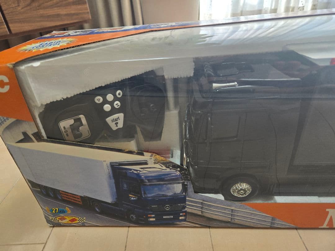 Mercedes-Benz Actros RCトラック　新品未開封　当時品