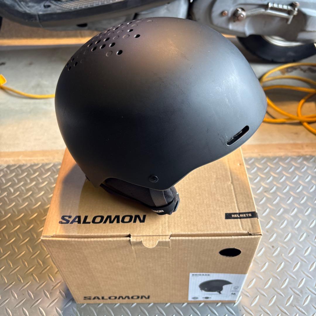 salomon スノーボード スキー ヘルメットM BRIGADE