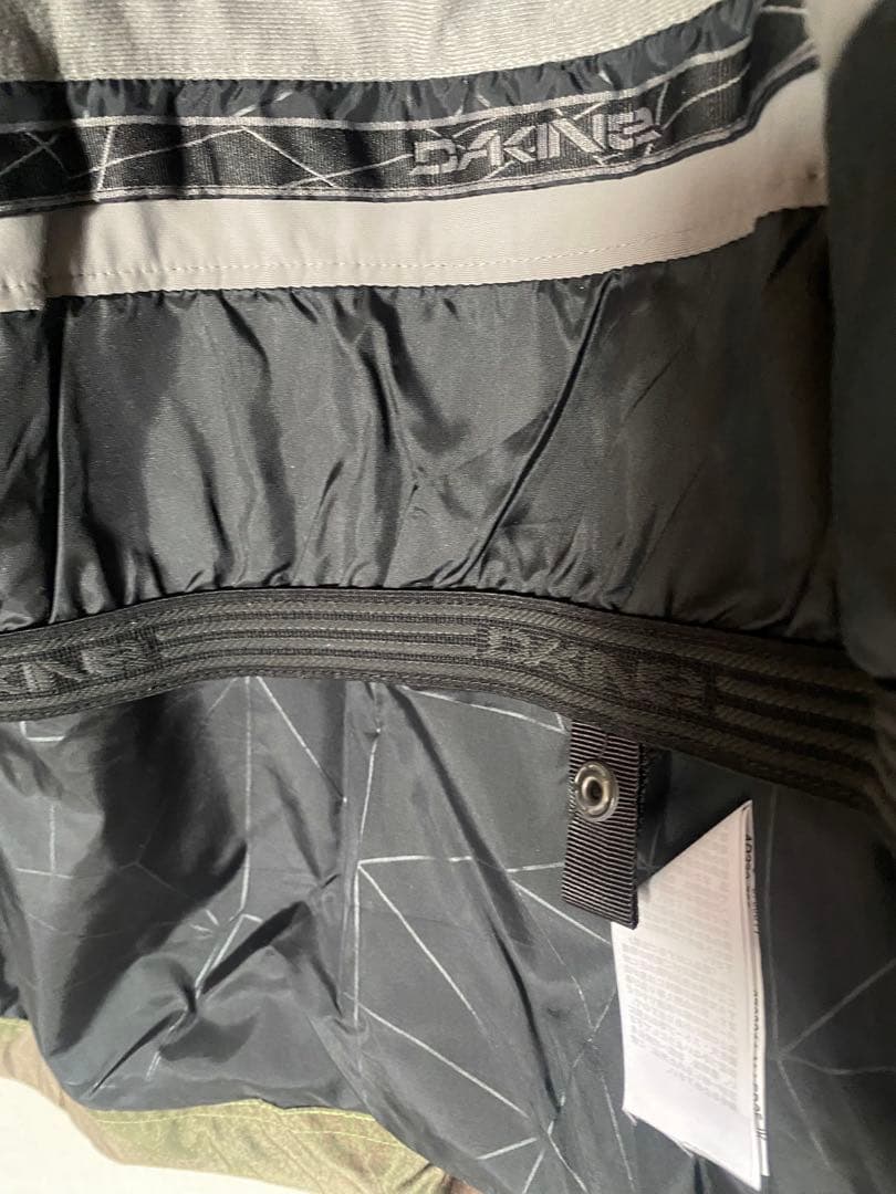 【美品】DAKINE スノーボード　ウェア　Mサイズ