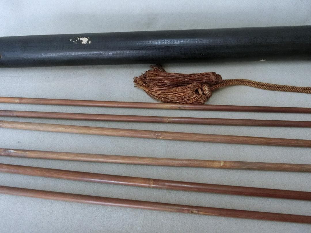 インテリア！【弓矢セット　矢筒　矢尻　矢の根　武具・RY】◆鍔拵え　刀装具　陣笠