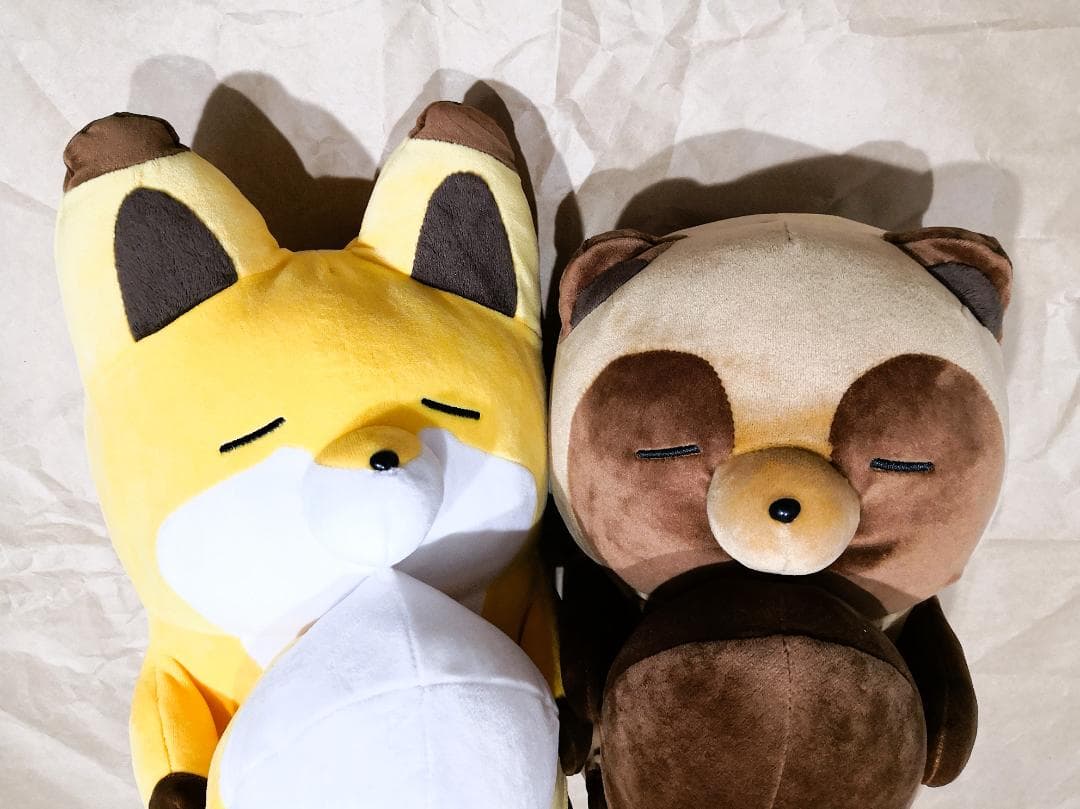 178 タヌキとキツネ もちっとぬいぐるみ ロフトネットストア限定