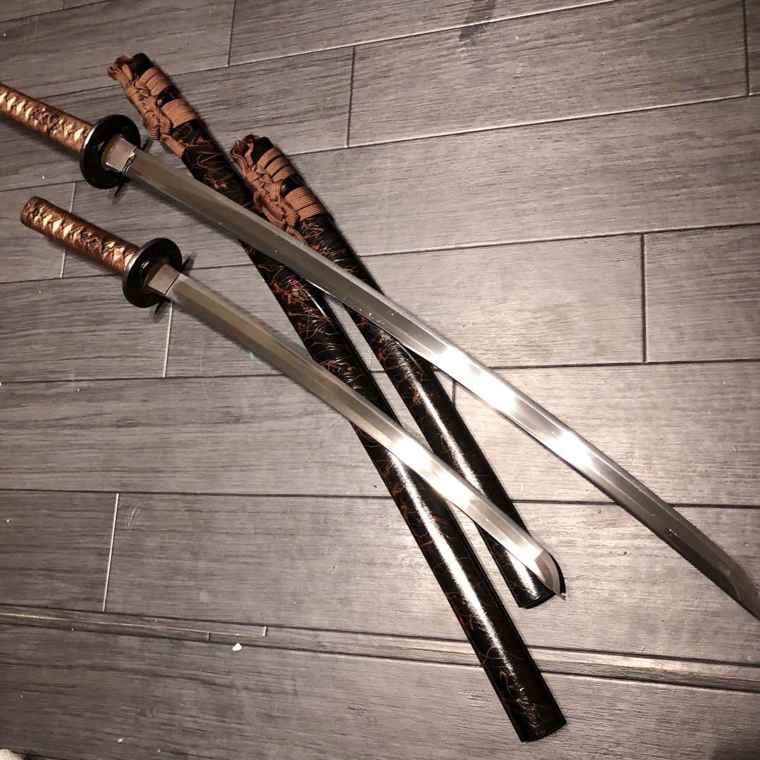 高級模造刀　高級居合刀　太刀　大小セット　本研波刃　亜鉛合金