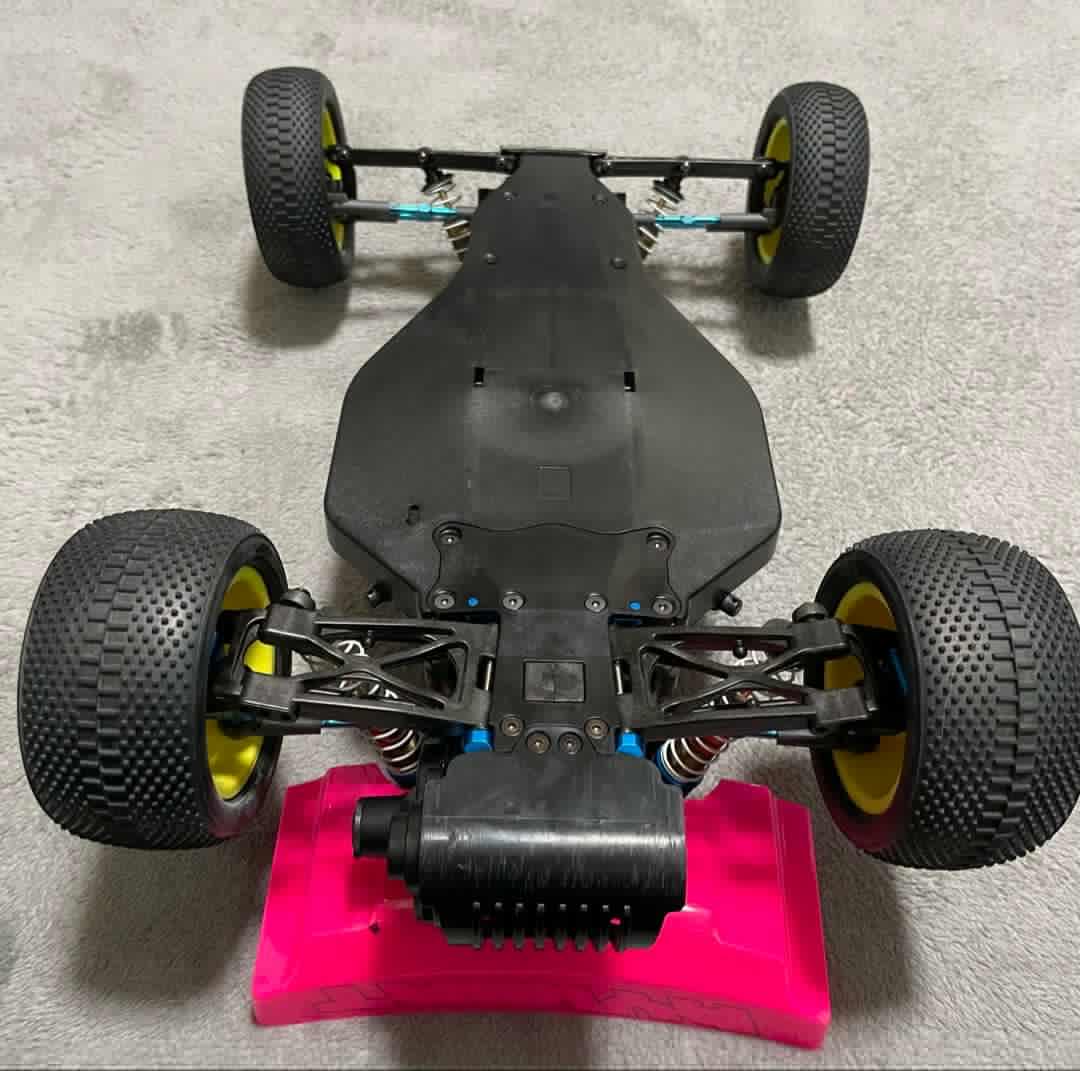 タミヤ　TRF201 オプション多数　ボディ付