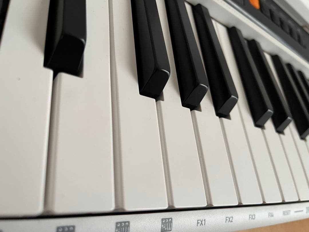 カシオ　電子キーボード　CT-S200 2022年製