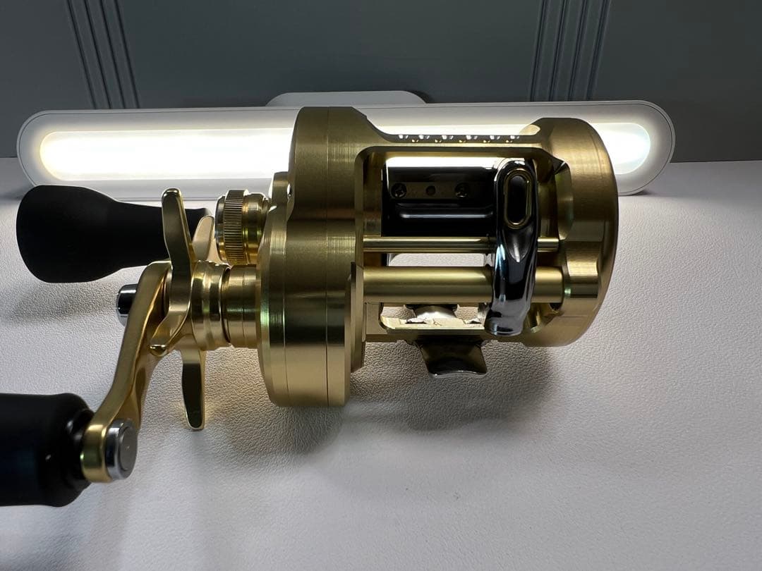 【未使用】シマノ 23 カルカッタコンクエスト MD 【400XGLH】