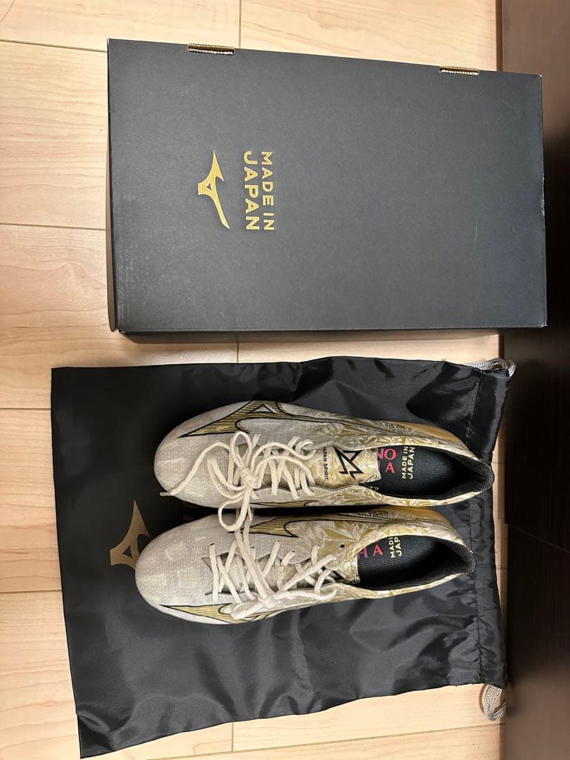 MIZUNO ミズノアルファjapan 新品未使用25.5cm