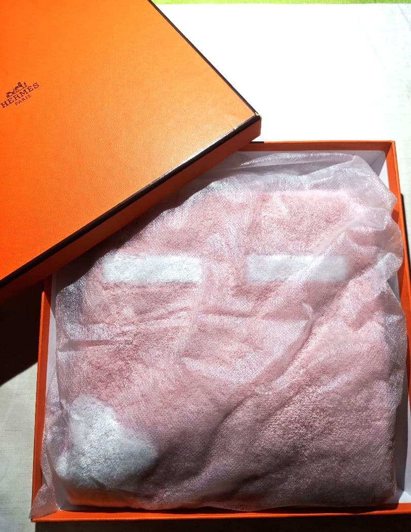 HERMES エルメス カレ ダダ ベビー 木馬 バスタオル