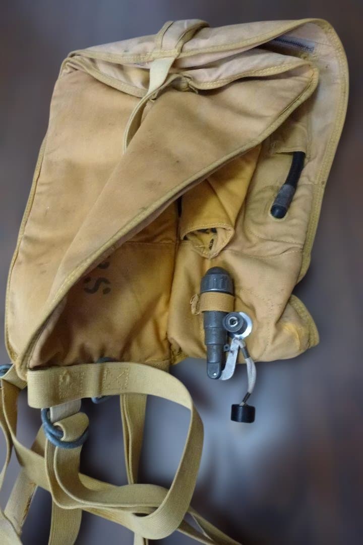 米軍実物 B-5 救命胴衣 メイウエスト LPU ライフプリザーバ USAF空軍