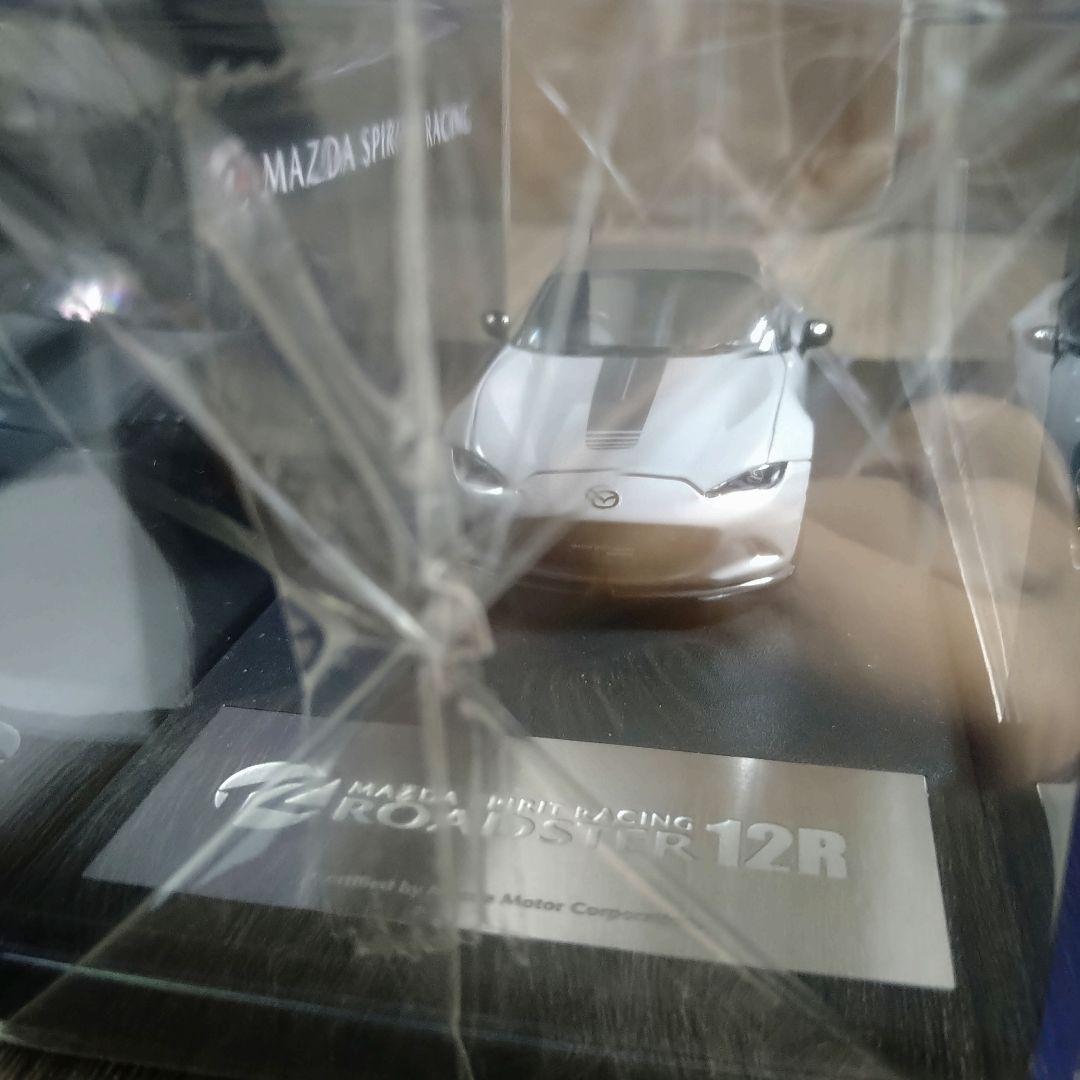 マツダスピリットレーシング ロードスター 12R　1/43 モデルカー