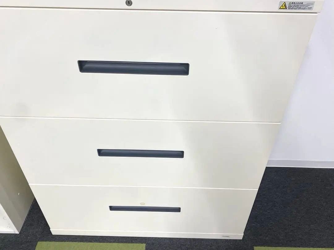 本日完全終了 送料込 オカムラ　ホワイト 3段キャビネット スライド棚付き