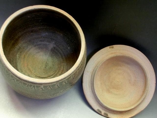 蓋物■唐物亀乗り珍獣唐草鉄釉蓋鉢 菓子器 古玩 中国 古美術 時代物 骨董品■