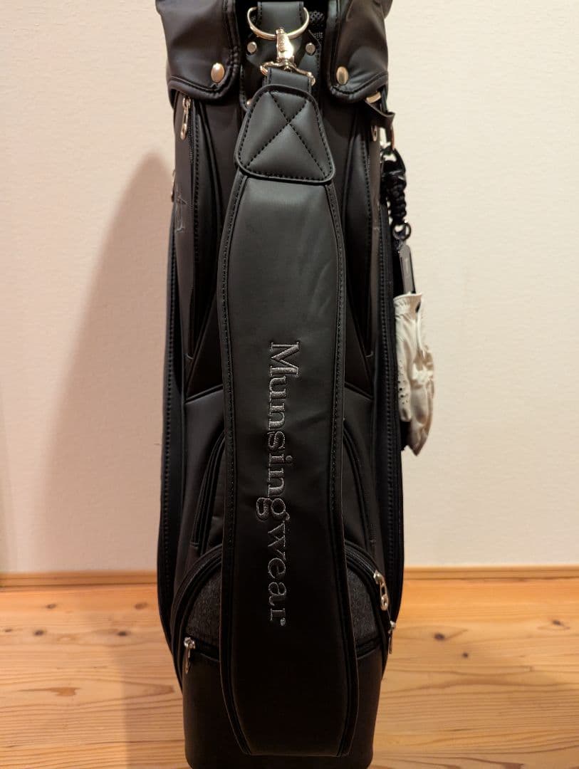 【最終価格】キャディバッグ マンシングウェア(9.0型・6分割)