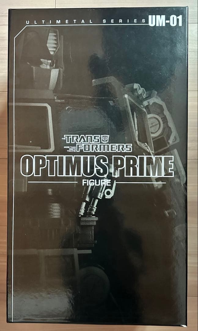 トランスフォーマー ULTIL UM-01 OPTIMUS PRIME