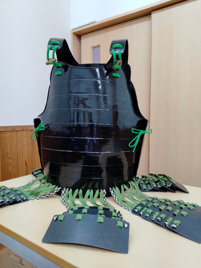 【紙甲冑】緑糸縅二枚胴【わけあり】