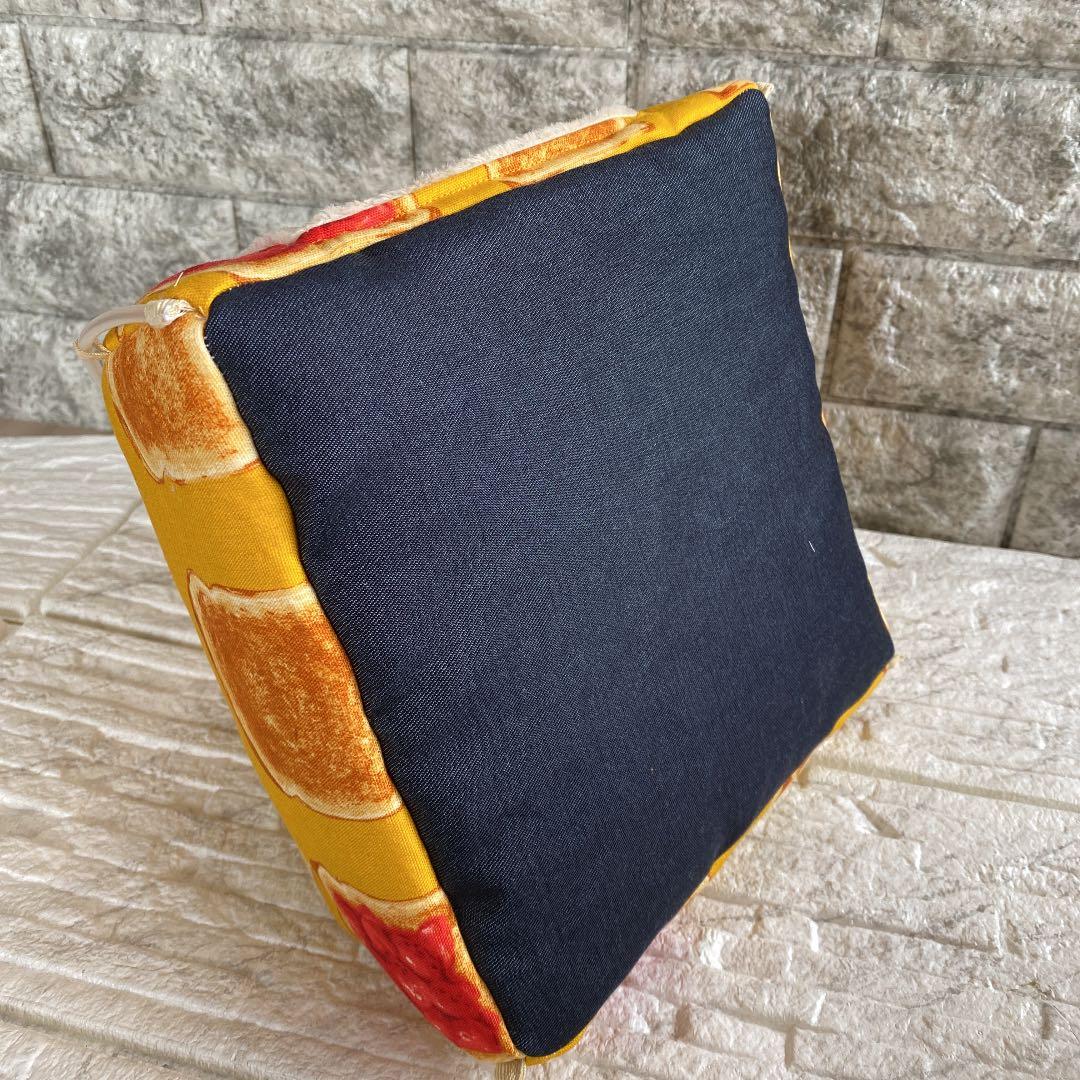 ハリネズミハウス　食パン