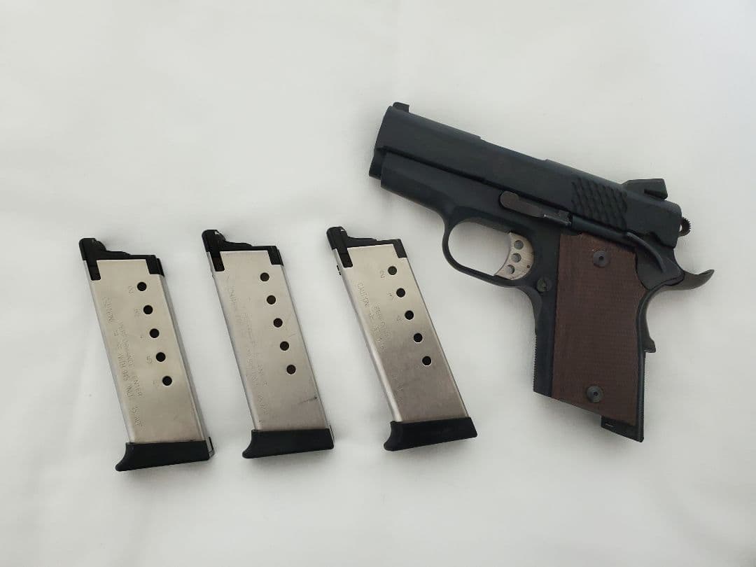 KSC M945 コンパクト 3インチ ブラックフィニッシュ　予備マガジン付き