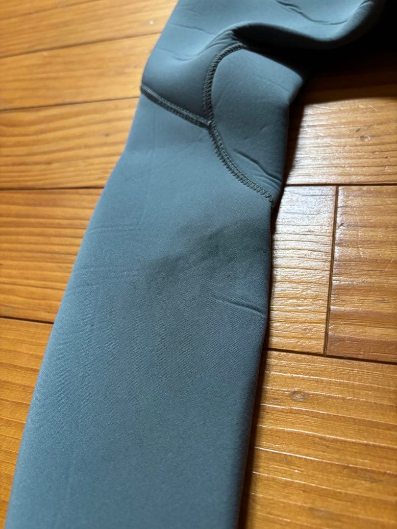 hurley ハーレー　フルスーツ　ジュニア　ウェットスーツ 150 5/3ミリ