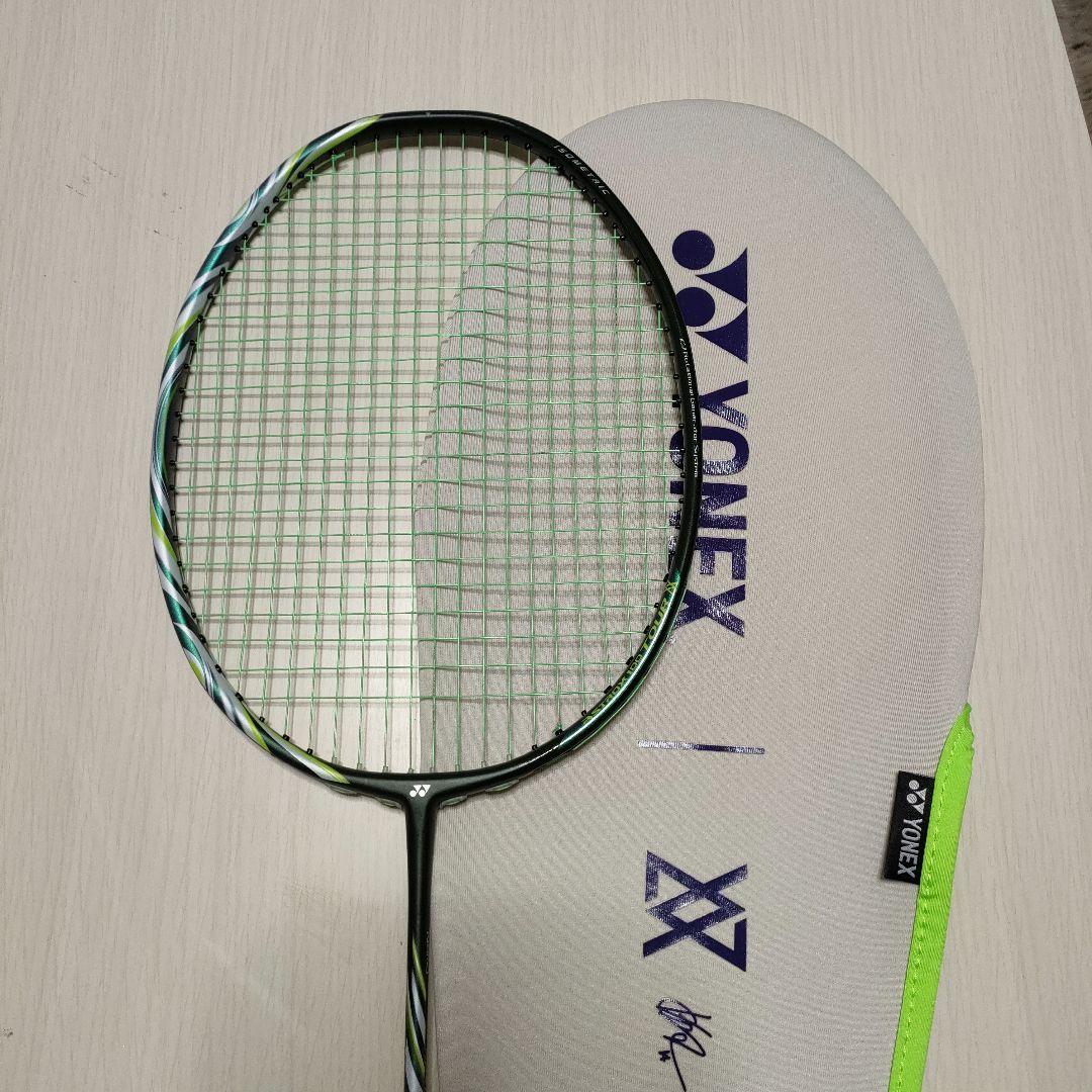 アストロクス100ツアーVA YONEX バドミントンラケット