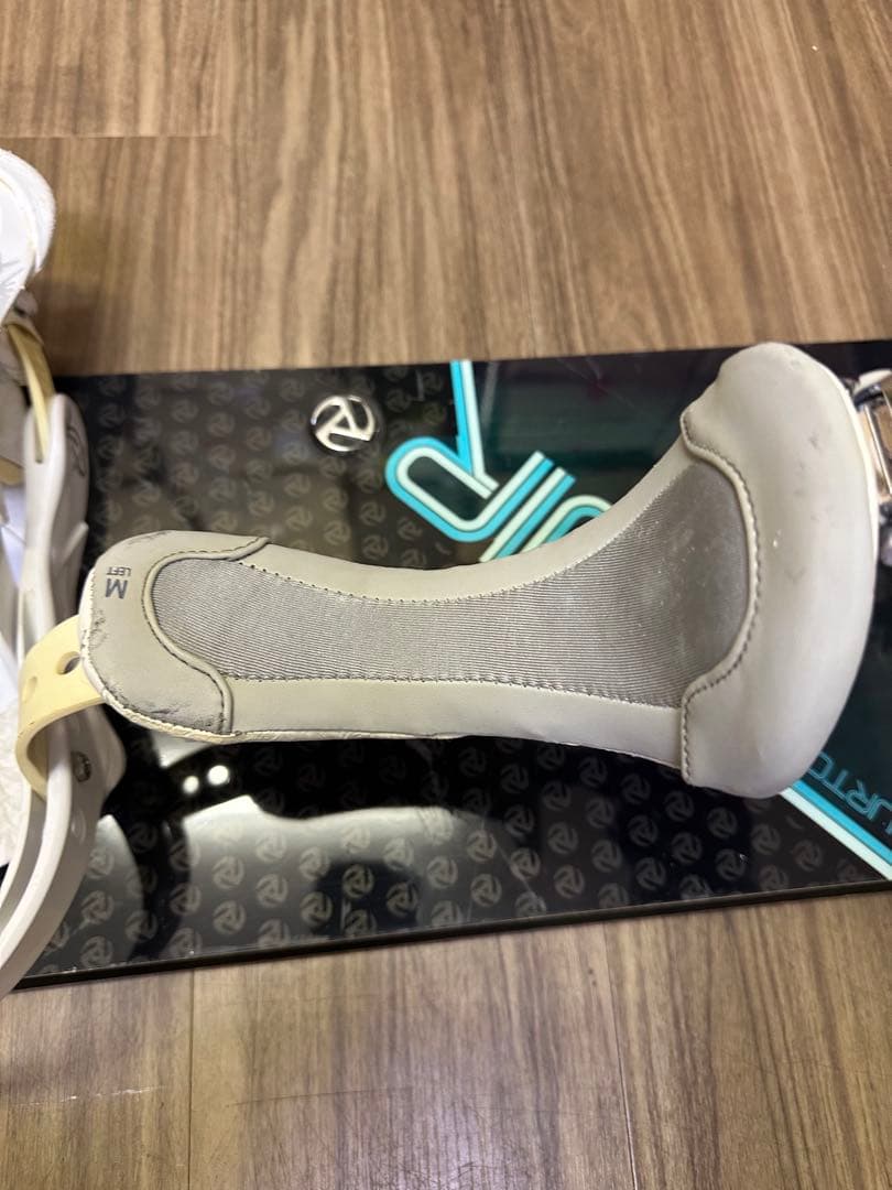 スノーボードBURTON153cm ビンディング BURTON レディースM